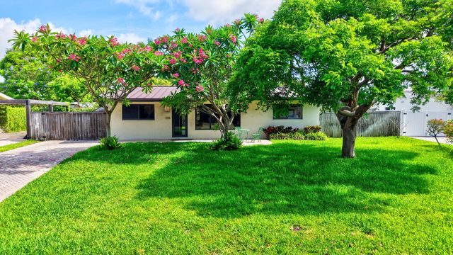 115 NW 7th Street, Boca Raton, FL 33432