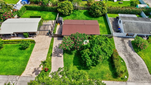 115 NW 7th Street, Boca Raton, FL 33432