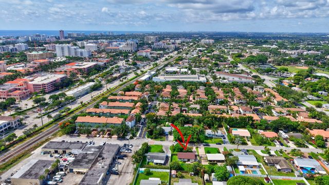 115 NW 7th Street, Boca Raton, FL 33432