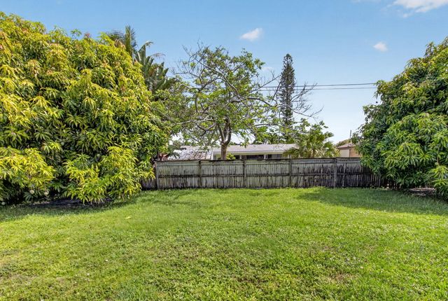 115 NW 7th Street, Boca Raton, FL 33432