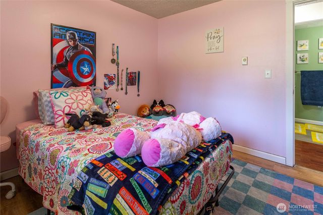 1986 Peacock Lane, Oak Harbor, WA 98277