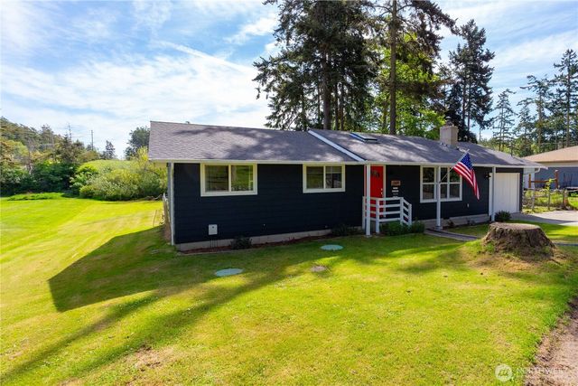1986 Peacock Lane, Oak Harbor, WA 98277