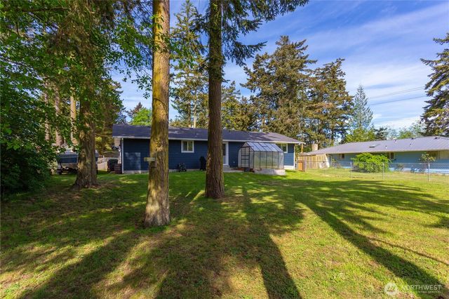 1986 Peacock Lane, Oak Harbor, WA 98277