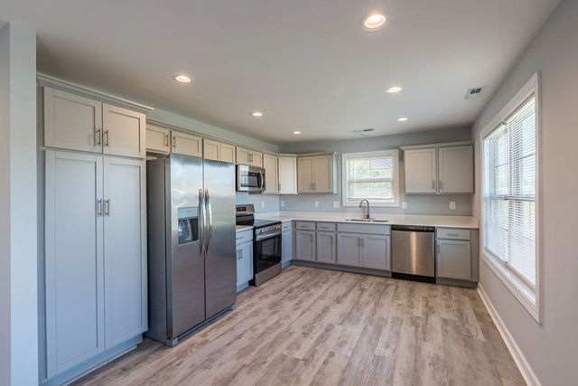 600 Colonette, Hopkinsville, KY 42240