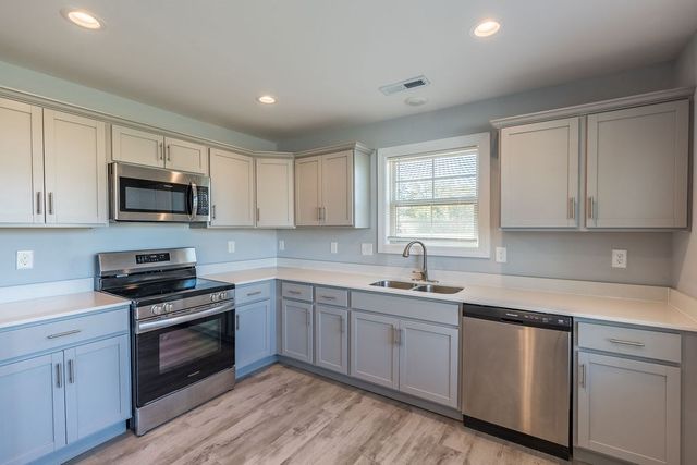 600 Colonette, Hopkinsville, KY 42240