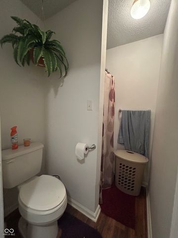 2735 Prosperity Drive, Columbus, IN 47201