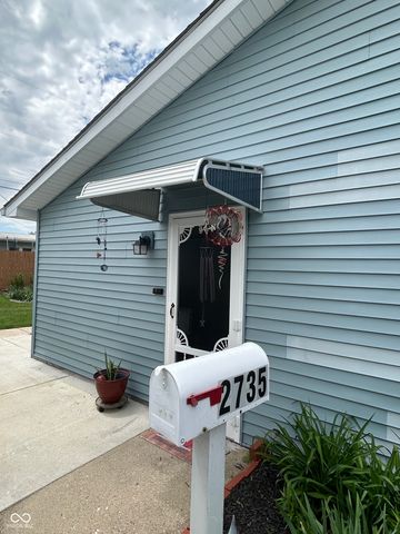 2735 Prosperity Drive, Columbus, IN 47201