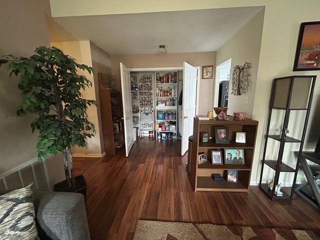 2735 Prosperity Drive, Columbus, IN 47201