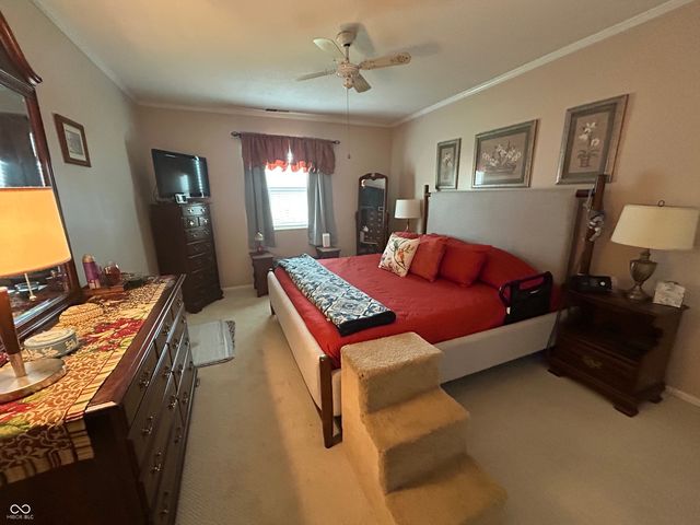 2735 Prosperity Drive, Columbus, IN 47201