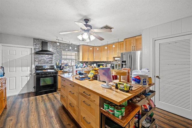 5605 PATTERSON ROAD, Riverview, FL 33578