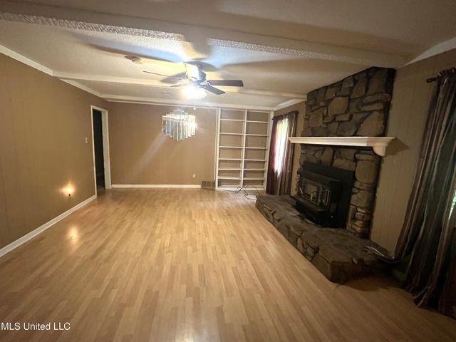 6101 Spring Creek Drive, Olive Branch, MS 38654