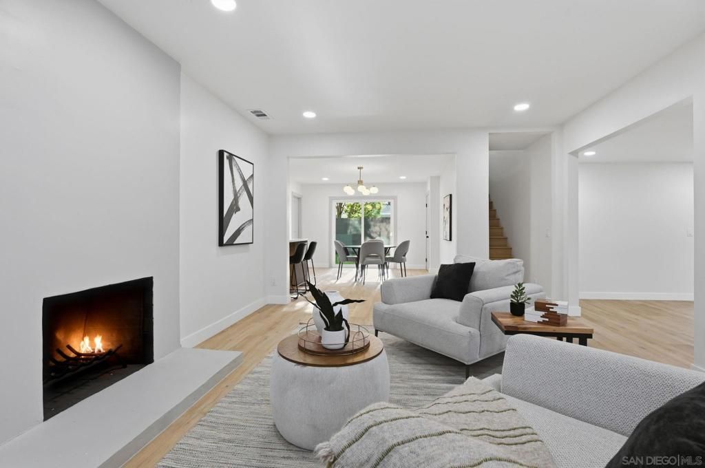 Image 2 of property listing at 4982 Ensign, San Diego, CA 92117