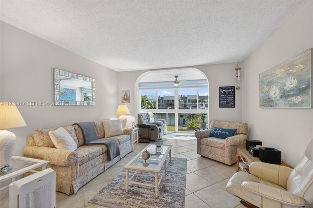 6650 Royal Palm Blvd 207C, Margate, FL 33063