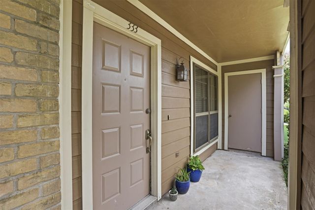 1860 White Oak Drive 333, Houston, TX 77009