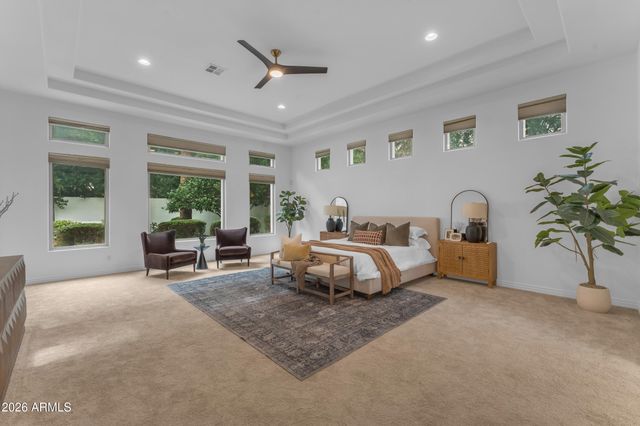 303 E WEXFORD Cove, Phoenix, AZ 85020