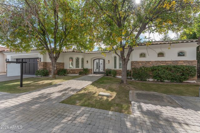 303 E WEXFORD Cove, Phoenix, AZ 85020