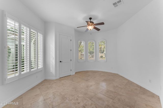 303 E WEXFORD Cove, Phoenix, AZ 85020