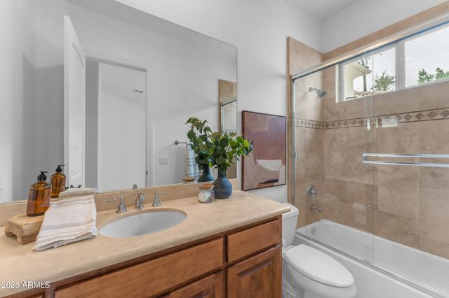 303 E WEXFORD Cove, Phoenix, AZ 85020