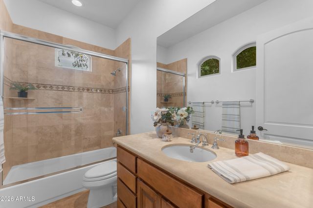 303 E WEXFORD Cove, Phoenix, AZ 85020