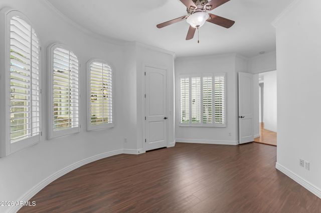 303 E WEXFORD Cove, Phoenix, AZ 85020