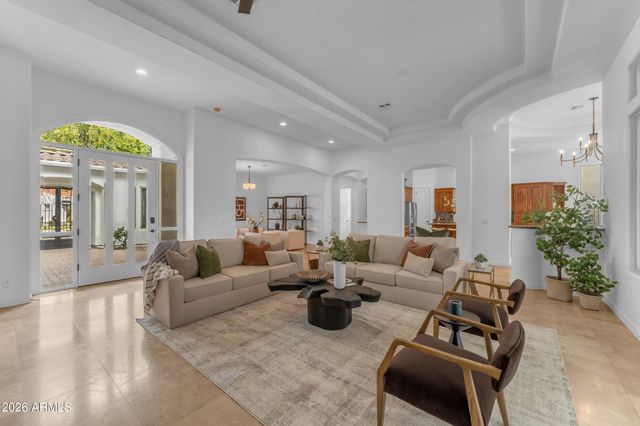 303 E WEXFORD Cove, Phoenix, AZ 85020