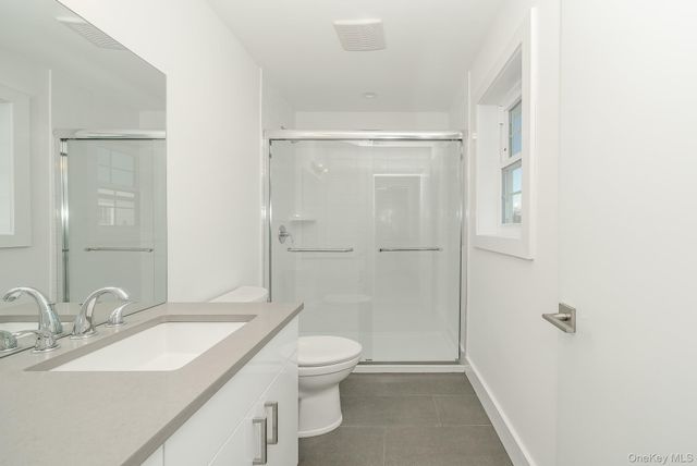 2812 Ocean Avenue, Seaford, NY 11783