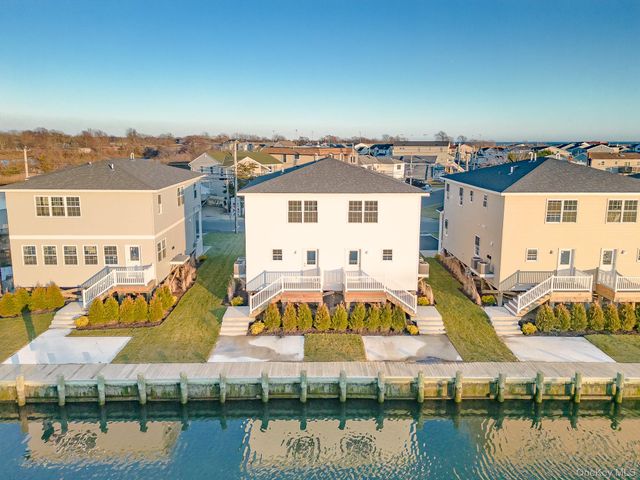 2812 Ocean Avenue, Seaford, NY 11783