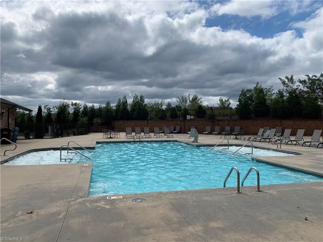 1520 Oakbluffs Drive, Colfax, NC 27235