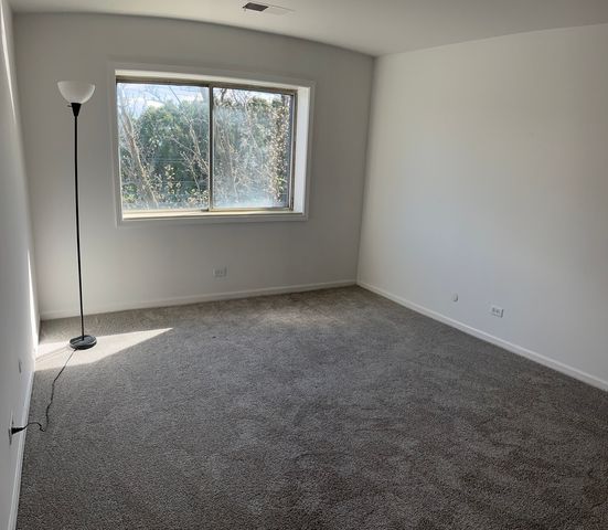 4940 Foster Street 202, Skokie, IL 60077