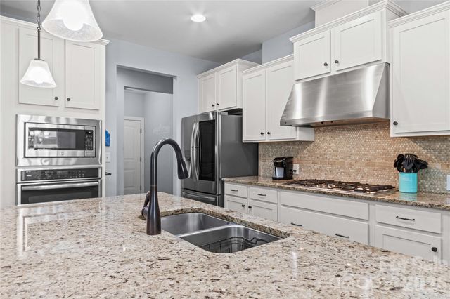 111 Paradise Hills Circle, Mooresville, NC 28115