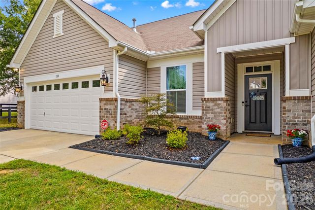 111 Paradise Hills Circle, Mooresville, NC 28115