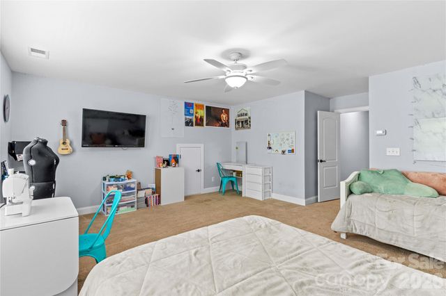 111 Paradise Hills Circle, Mooresville, NC 28115