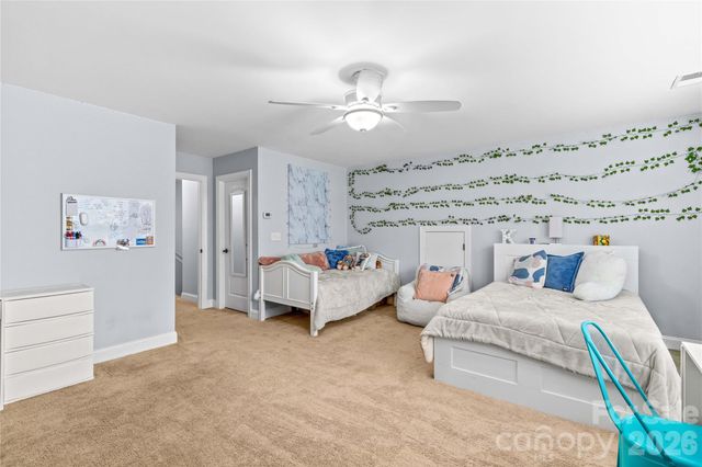 111 Paradise Hills Circle, Mooresville, NC 28115