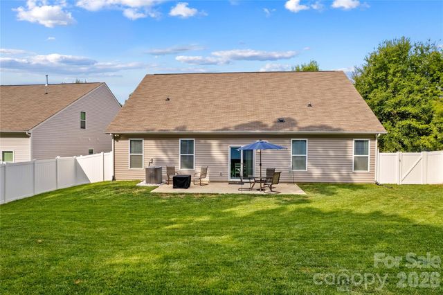 111 Paradise Hills Circle, Mooresville, NC 28115
