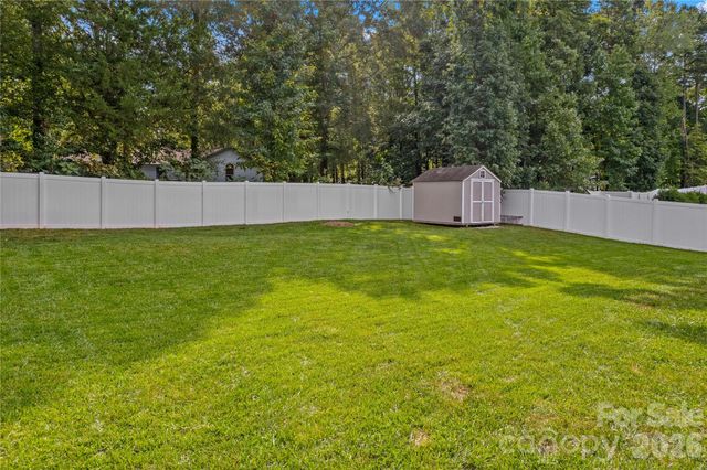 111 Paradise Hills Circle, Mooresville, NC 28115