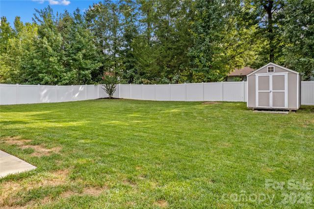 111 Paradise Hills Circle, Mooresville, NC 28115
