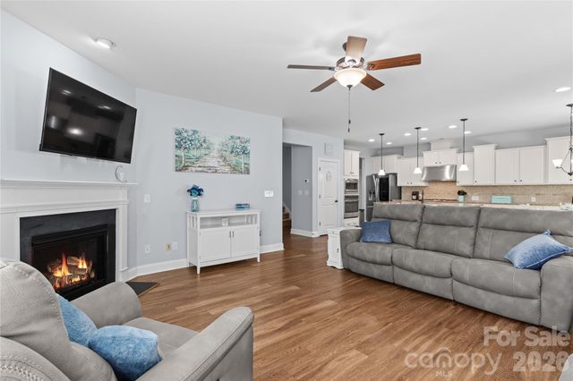 111 Paradise Hills Circle, Mooresville, NC 28115