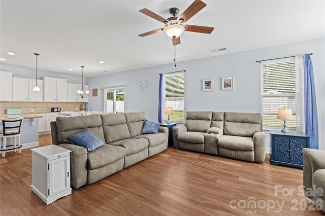 111 Paradise Hills Circle, Mooresville, NC 28115