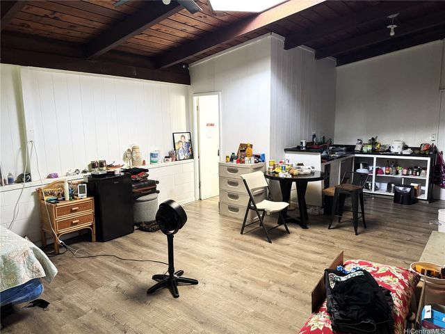 94-124 Awaia Street, Waipahu, HI 96797