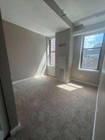 8 W Monroe Street 1102, Chicago, IL 60603