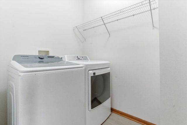 2190 Braeburn Drive B, Wauconda, IL 60084