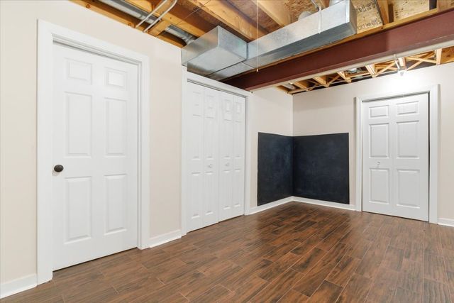 2190 Braeburn Drive B, Wauconda, IL 60084