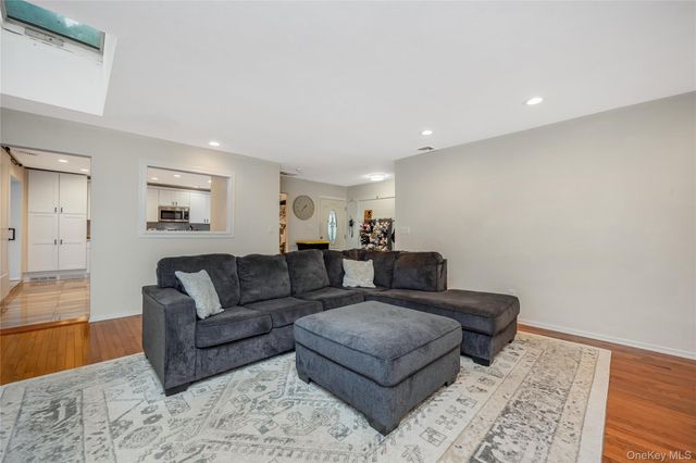 382 Greenbelt Parkway, Holtsville, NY 11742