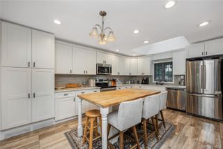 382 Greenbelt Parkway, Holtsville, NY 11742