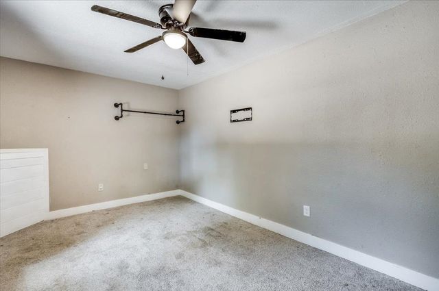 513 S 1st Ave, Mulvane, KS 67110