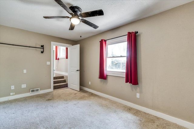 513 S 1st Ave, Mulvane, KS 67110