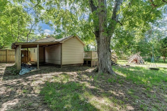 513 S 1st Ave, Mulvane, KS 67110