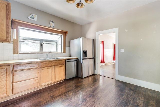 513 S 1st Ave, Mulvane, KS 67110