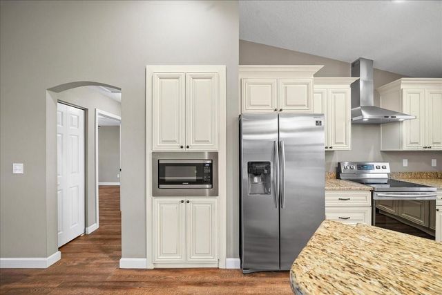 9940 SW 140TH AVENUE, Dunnellon, FL 34432