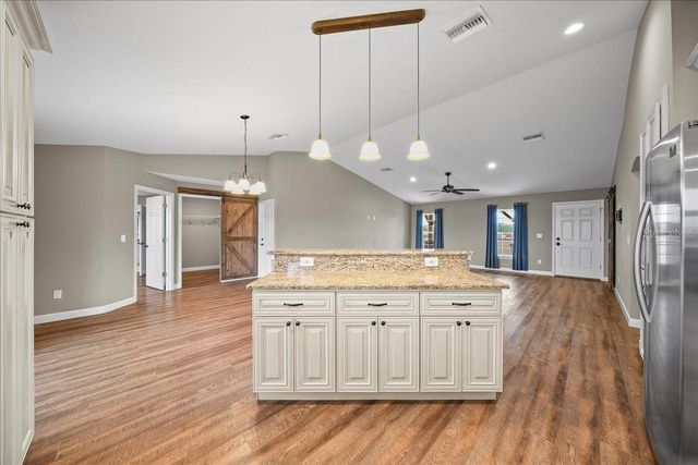 9940 SW 140TH AVENUE, Dunnellon, FL 34432